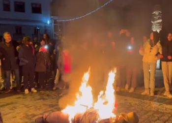 Queima do Meco en el Entroido de Maceda