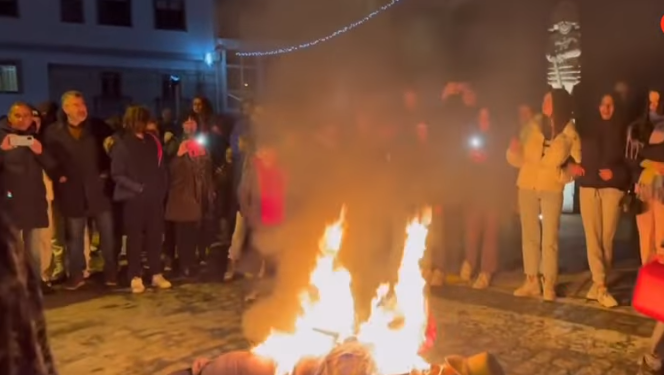 Queima do Meco en el Entroido de Maceda