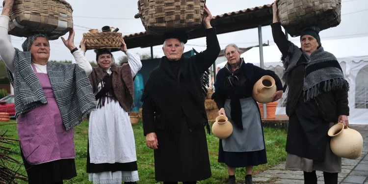 Apañadeiras e cacharreiros, o legado de Niñodaguia