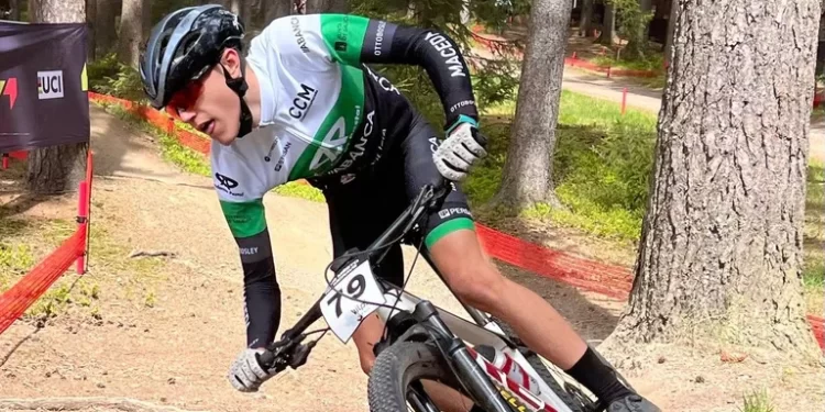 El júnior Alejandro Vázquez se estrenó en una cita intercontinental