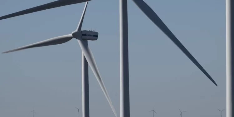 El parque eólico Fial das Corzas, promovidas por Iberdrola, tendrá ocho molinos situados a escasa distancia de O Invernadoiro