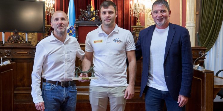 O Macedan Pablo Blanco, recoñecido coma o piloto máis rápido no tramo urbano do 56 Rallye de Ourense