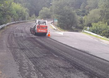 La Xunta inicia las obras de mejora del firme de la OU-101