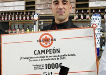 Antón García Cid, de Molgas, mejor tirador de cerveza del sur de Galicia