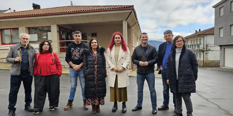 Recortes no servizo de pediatría do centro de saude de Maceda