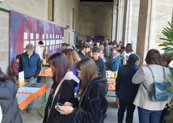 Una jornada acerca a los estudiantes del IES de Maceda a la realidad del mercado laboral a través de la experiencia de pequeñas empresas